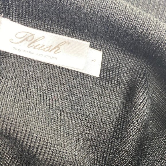 NWT Revolve Plush Women's Large Knit Sweater Leggings Pants Black - Picture 9 of 13